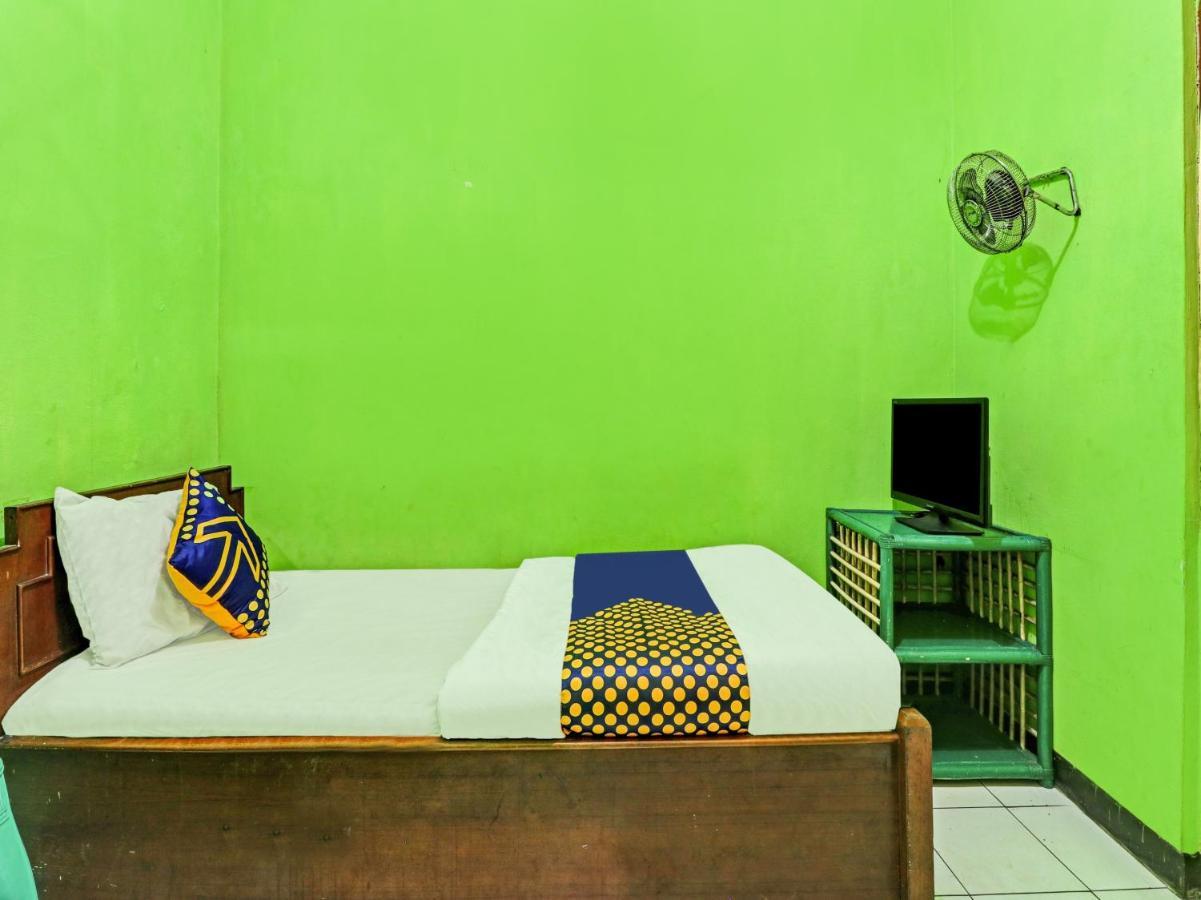 Spot On 90632 Hotel Pelangi Indah Paskal Bandung Exterior foto